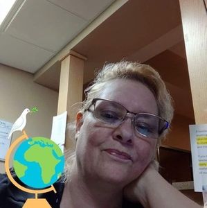 Meet your Posher, Kendra